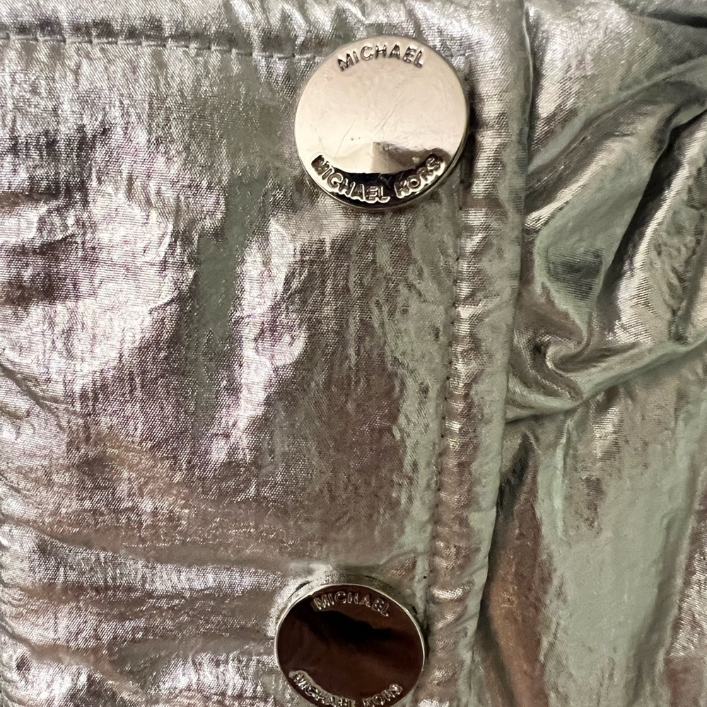 SILVER METALLIC WINTER COAT BY MICHAEL KORS… SIZE LARGE… NEW WITH TAGS. - Picture 13 of 16